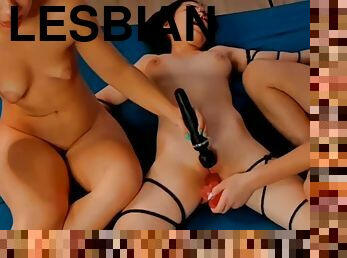 isot-tissit, masturbaatio, pissaaminen, typykät, lesbo-lesbian, milf, bdsm, sormettaminen, kolmisin, blondi