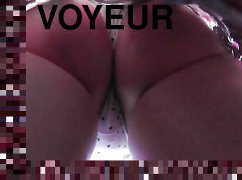 pubblici, videocamera, voyeur, sottane, mutandine, perfette, feticci, brunette