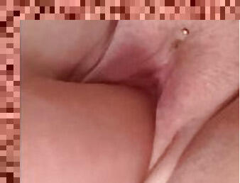 masturbação, orgasmo, cona-pussy, amador, brinquedo, bbw, puta-slut, dildo, sozinho, tatuagem