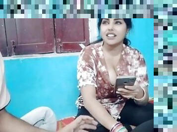 Indian sexy hot girl and dilivery boy yummy sex xxx soniya