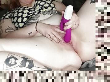 gros-nichons, masturbation, orgasme, chatte-pussy, amateur, jouet, belle-femme-ronde, rousse, salope, ejaculation