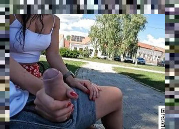 gros-nichons, en-plein-air, public, amateur, anal, énorme-bite, branlette, ejaculation, seins, parc