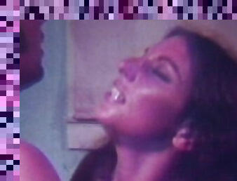 Retro babe having a good fuck