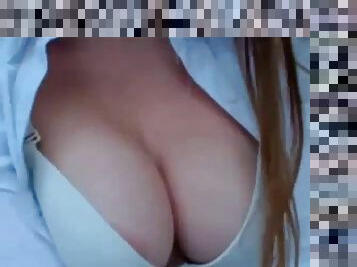 Desnudansode en publico por webcam 1