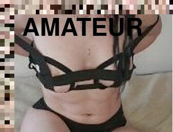 gros-nichons, masturbation, chatte-pussy, giclée, amateur, française, seins, solo, brunette