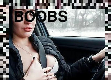 tetas-grandes, masturbación, público, amateur, coche, tetas, fetichista, fumando, morena, exhibicionismo