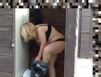 70 years old grandma gets fucked outdoors