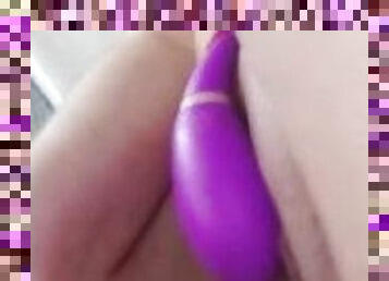 clítoris, masturbación, orgasmo, squirting, juguete, latino, primera-persona, primera-vez