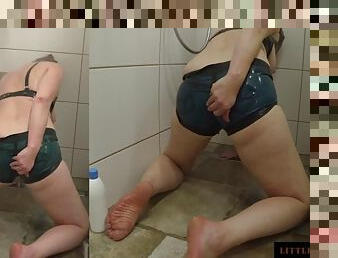 Fist n fisting training in the shower - little sunshine milf