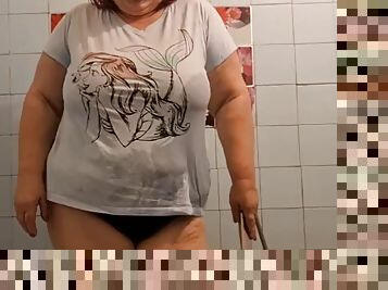 Masked Fat BBW Mature Granny Takes A Shower. Hot Body