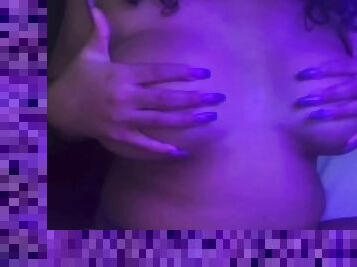 gros-nichons, masturbation, amateur, ébène, massage, horny, seins, fétiche, solo