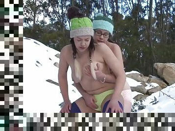 Young amateur lesbians in the snow