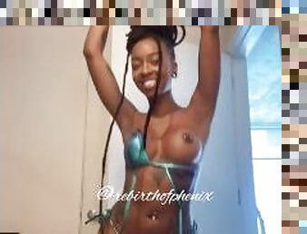 BUBBLY FUN EBONY STRIPS DOWN