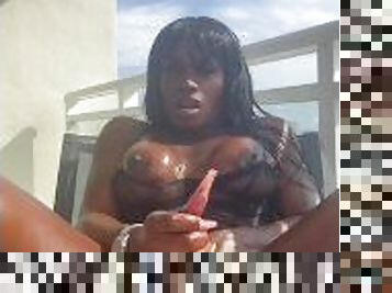 tetas-grandes, gorda, chorro-de-corrida, negra-ebony, transexual-tranny, regordeta, a-solas, polla