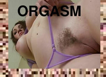 Angelique Kithos Upside Down Orgasm Video