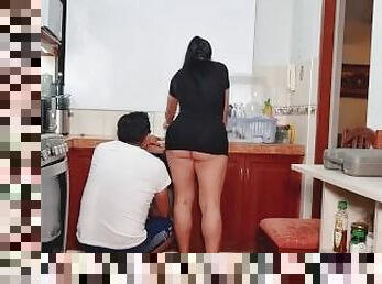 isteri, amatir, jenis-pornografi-milf, latina, ibu, bertiga, sudut-pandang, suami, menunggangi, bokong