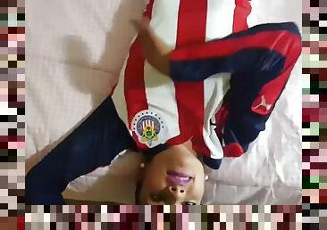 Putita aficionada de las chivas cogida por un americanista