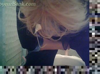 pisser, cam, voyeur, blonde, toilette, caché