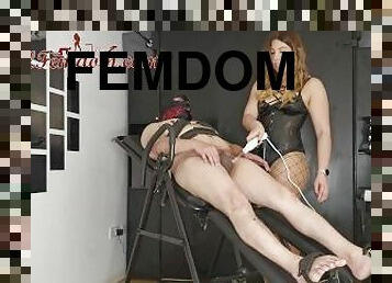 ekstremno, bradavičke, drkanje, bdsm, fetiš, davljenje, hlapčevanje, dominacija, femdom, nagajanje