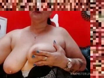 Bbw mature flash pussy tits