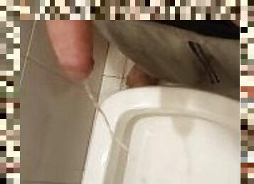 pisser, amateur, énorme-bite, maison, horny, toilette, webcam, fétiche, solo, bite