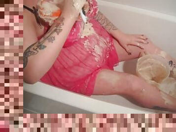 HeelGoddess gets really messy with cake mix