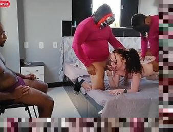 tetas-grandes, orgasmo, orgía, squirting, amateur, anal, madurita-caliente, gangbang, corrida-interna, negra