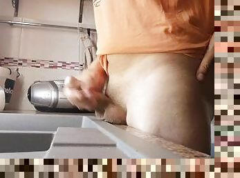 masturbation, amateur, ejaculation-sur-le-corps, gay, branlette, secousses, cuisine, européenne, euro, solo