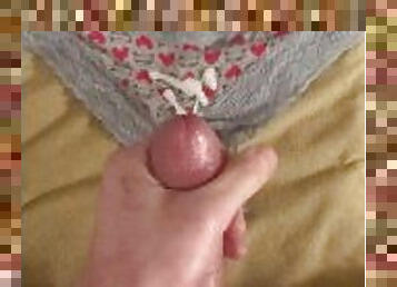 masturbation, amateur, ejaculation-sur-le-corps, énorme-bite, secousses, point-de-vue, culotte, solo, bite