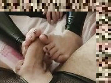 footjob in leather leggings p2