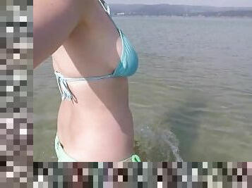 masturbacja, publiczne, cipka, tryskanie, plaża, palcówki, dziewczyna, bikini, mokre, pod-wodą