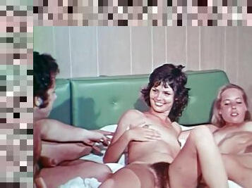 cul, gros-nichons, masturbation, chatte-pussy, babes, lesbienne, vintage