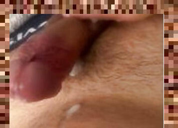 Precum and cumming amateur guy