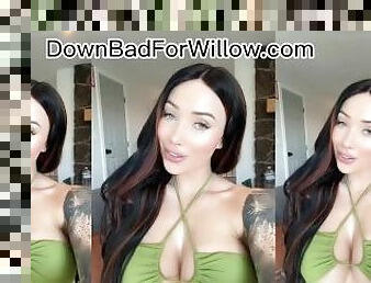 Tattooed brunette with huge tits caught mastubating - megan fox lookalike