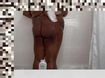 bañando, gorda, amateur, negra-ebony, mamá, regordeta, fetichista, ducha, a-solas