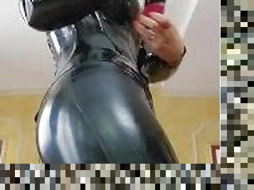 milf, vedeta, star-porno, pov, fetish, latex, solo, dominare, bruneta, cizme