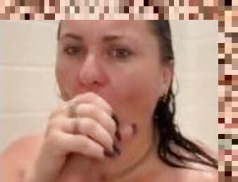 My bestie filmed my Steamy Shower Squirt