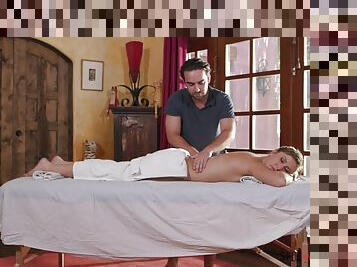 Dashing babe feels the urge to have sex during such intense massage teaser