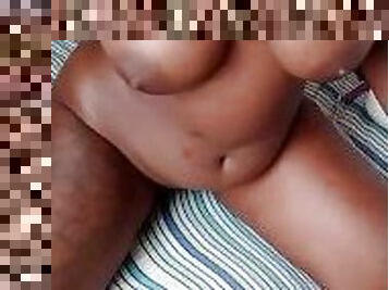 gros-nichons, grosse, énorme, chatte-pussy, black, belle-femme-ronde, pute, douce, chevauchement, gode